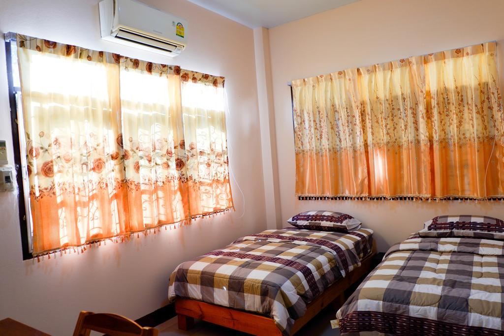 Ban Yenjid Hotel Phra Nakhon Si Ayutthaya Exterior photo